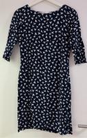 Zero Kleid Schwalben dunkelblau Xs/S 34/36 Hessen - Baunatal Vorschau