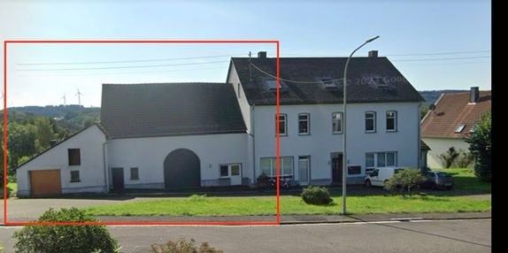 Bauernhaus/Scheune (mit Garage) zum Ausbau als Doppelhaushälfte in Nonnweiler