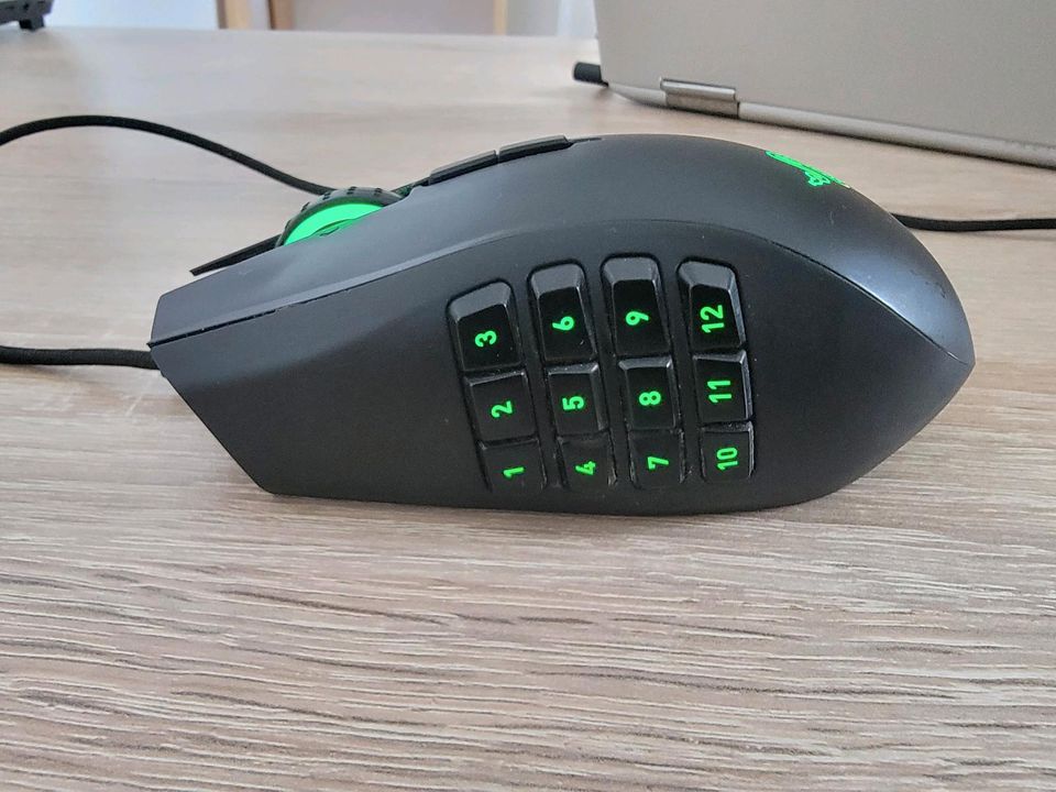 Razer Naga Chroma MMO Maus in Stuttgart