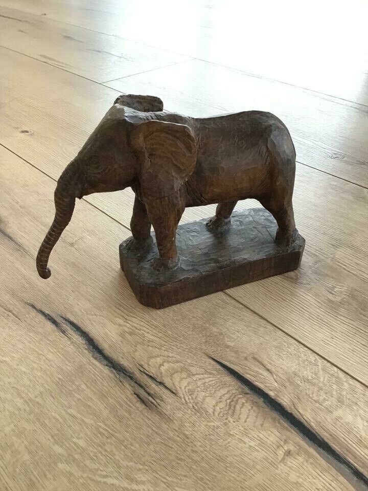 Holz Elefant geschnitzt- aus Afrika in Baltmannsweiler
