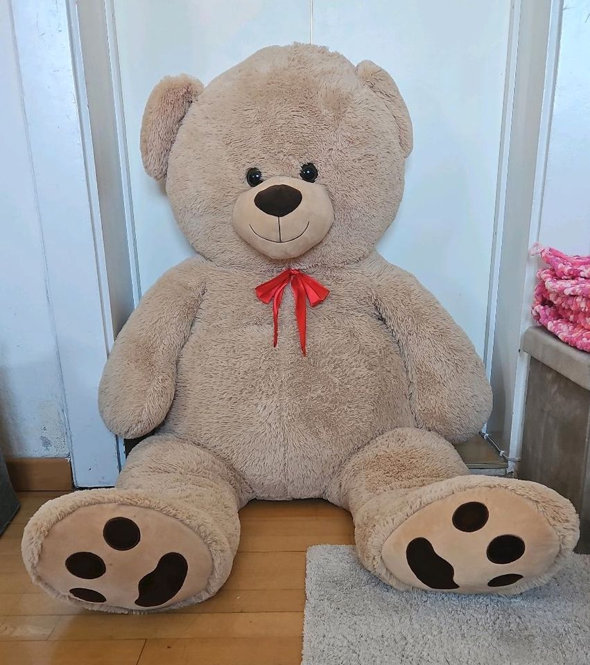 Teddy teddybär stofftier  kuscheltier 160cm  1,6m wie neu in Neuburg a.d. Donau