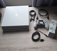 Playstation 4 Pro (Weiß) mit Controller, Ladestation und 2 Spiele Hessen - Hessisch Lichtenau Vorschau