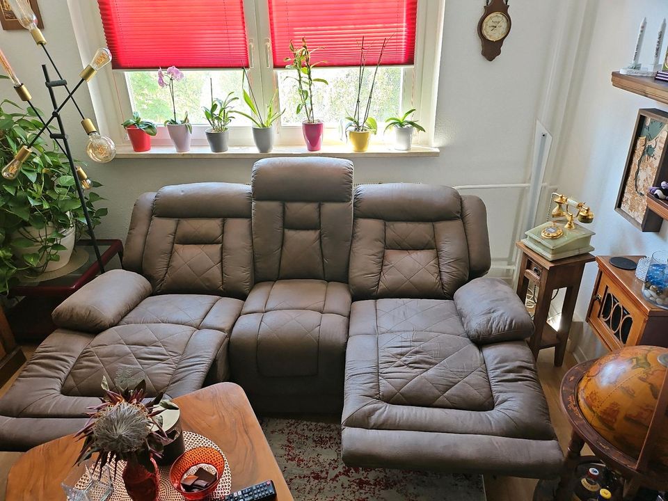 3 sitzer Couch 2xelekt. Relaxfu. Federkern wie neu!!!!!!!! in Rostock