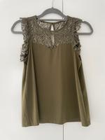 Top mit Spitze von Pigalle/Only gr.XS khaki Nordrhein-Westfalen - Leverkusen Vorschau