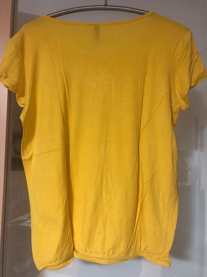 Damen T-Shirt Gr. XL in Oberriexingen