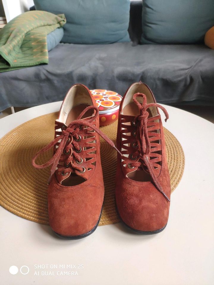 Schuhe Pumps 60er 70er Original Mod Hippie Boho Wildleder in Köln -  Ehrenfeld | eBay Kleinanzeigen ist jetzt Kleinanzeigen