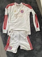 Fussballtrikot Set Gr 152 u 140, Bayern München Trikot Torwart, Baden-Württemberg - Mudau Vorschau