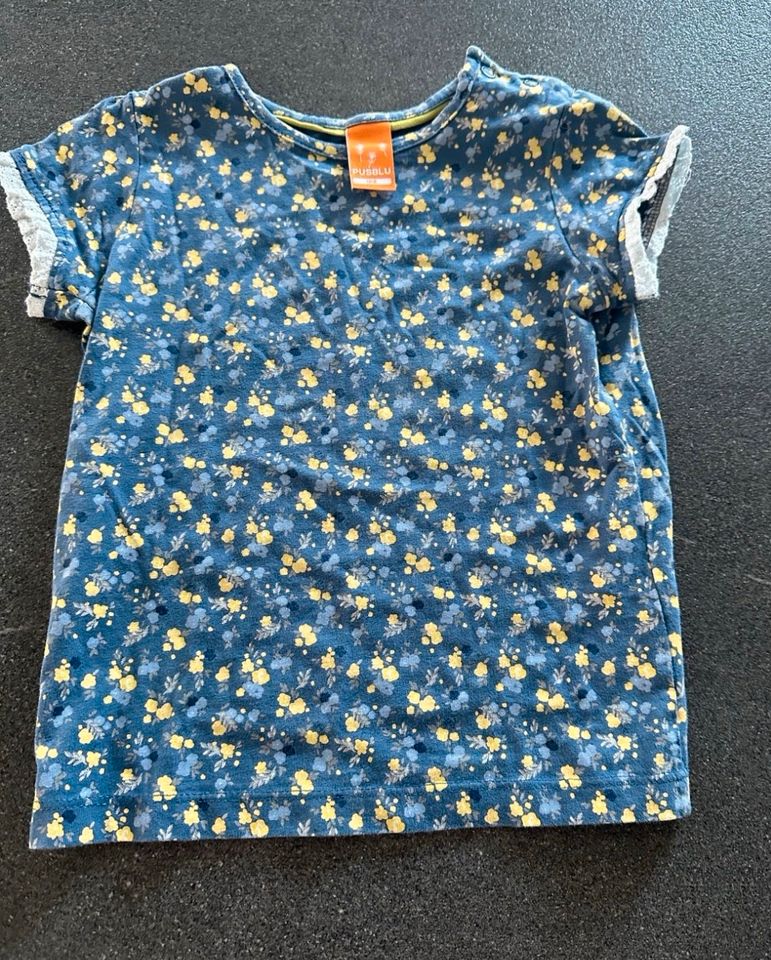Mädchen T-Shirt Bluse Gr 104 blau gelb mit Spitze an Ärmel Pusblu in Bielefeld