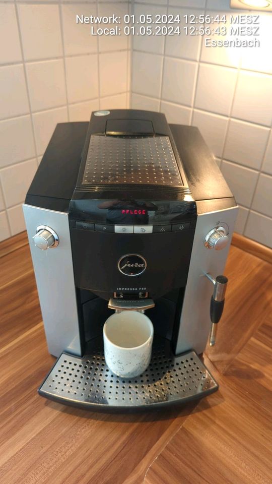 Jura F50 Kaffeevollautomat inkl. Zubehör in Essenbach