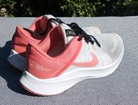 Nike Laufschuhe, Sneaker, Turnschuhe, Größe 39, neuwertig Bayern - Teisendorf Vorschau