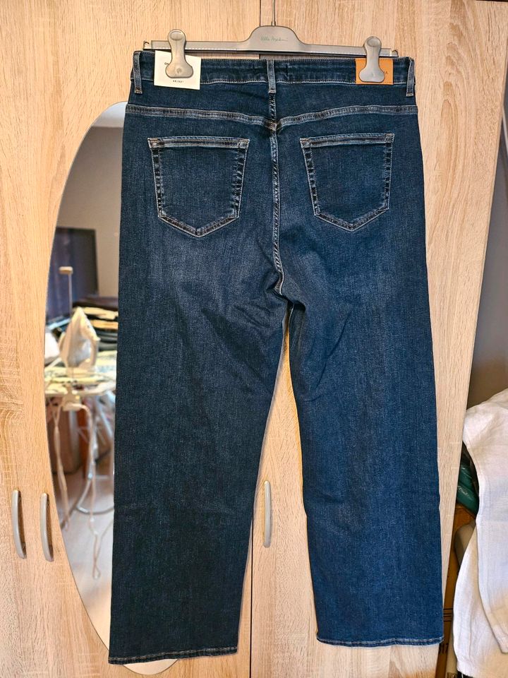 Only Jeans Carmakoma  Gr. 46 in Stapel (bei Husum)