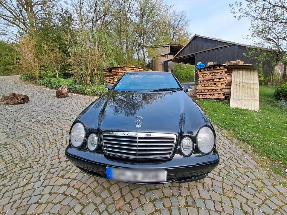 Mercedes CLK 230 Cabrio in Reichshof
