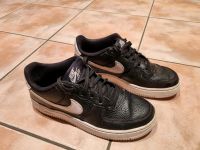 Nike Air Force (original) Gr. 37.5 in schwarz Nordrhein-Westfalen - Oelde Vorschau