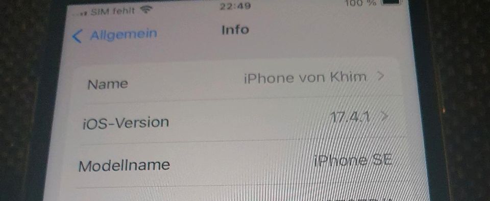 iPhone SE ...2nd Generation (2020) .. IOS 17.4.1 in München