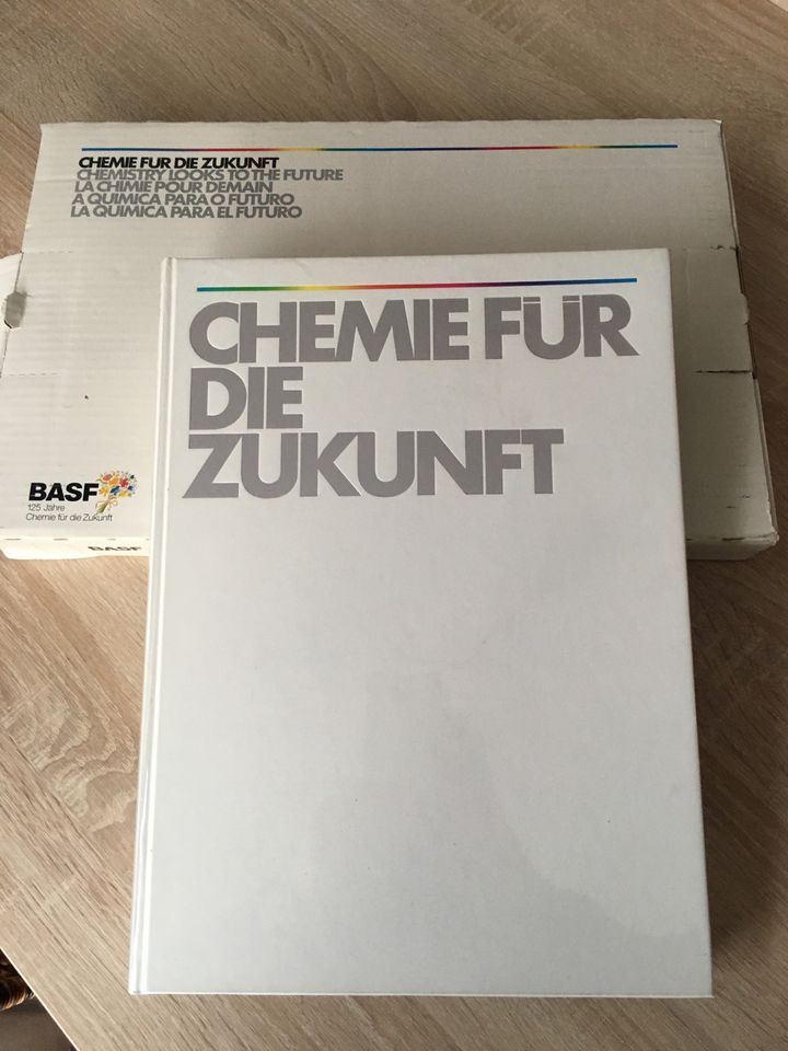 BASF Buch „Chemie für die Zukunft“ 125 Jahre Jubiläum 1865 - 1990 in Worms