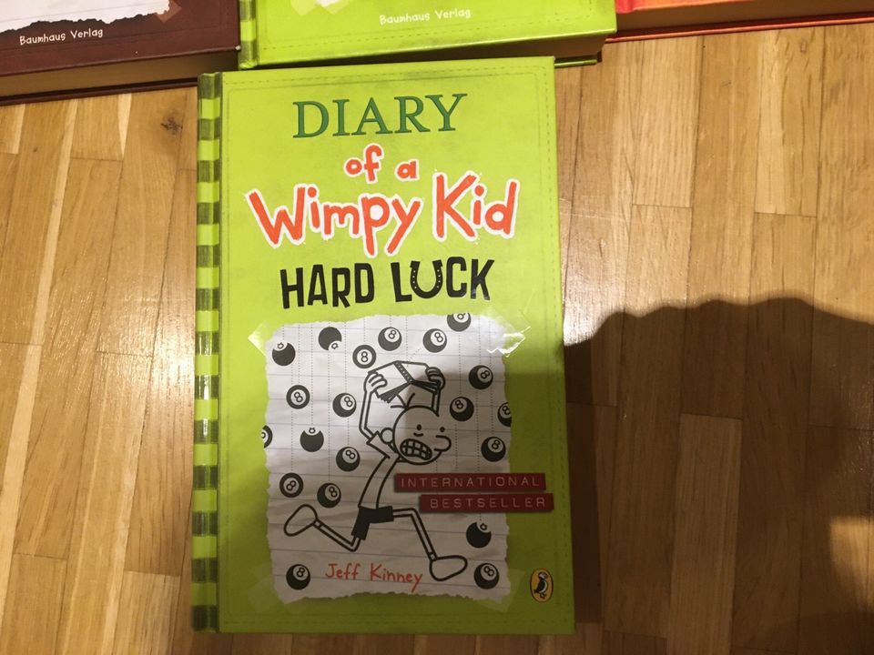 Greg‘s Tagebuch 2-8 deutsch+Diary of a Wimpy Kid 1&8 englisch in Aalen