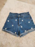 NEUE Jeansshorts Hotpants Blümchen Bayern - Günzburg Vorschau