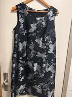 Schulterfreies Kleid von Yessica Hamburg - Wandsbek Vorschau