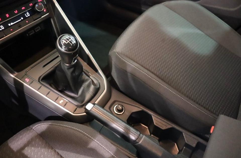 Volkswagen Polo VI Comfortline TGI*KLIMAAUT*NAVI*LED*PDC*BC in Troisdorf