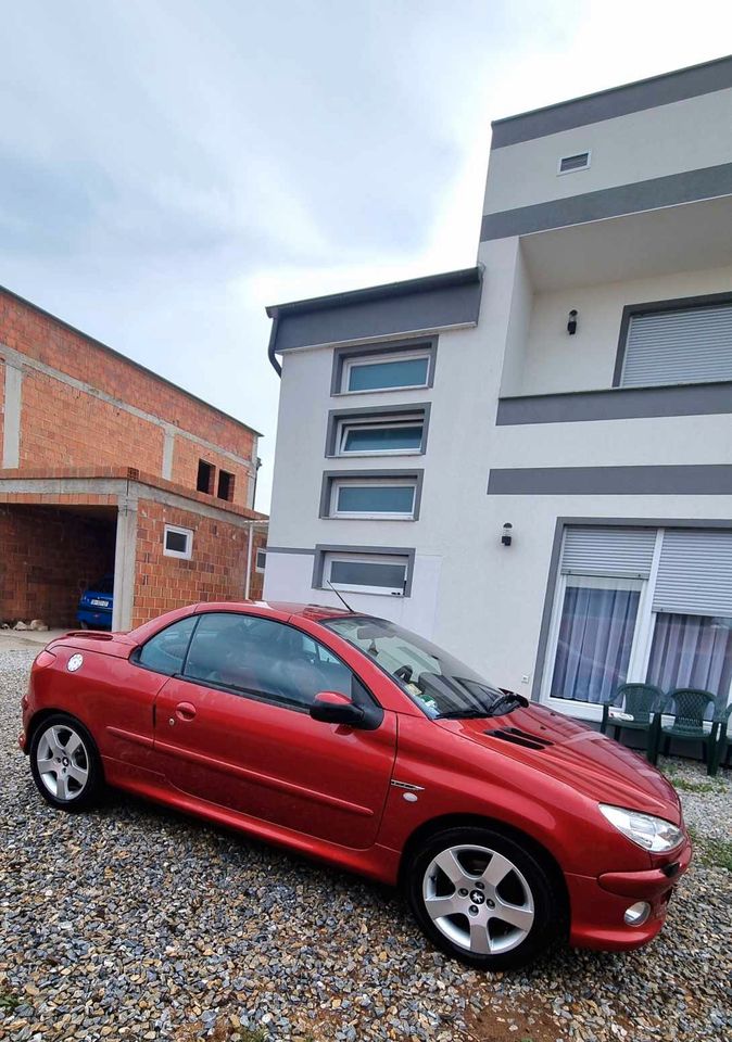 Peugeot 206cc in Friedrichsdorf