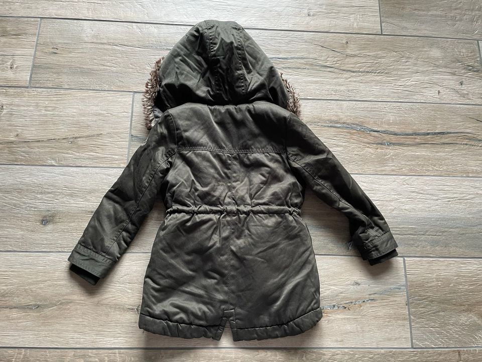 ♥️ Winter Mantel Jacke Parka Mädchen Gr. 110 grün in Düsseldorf