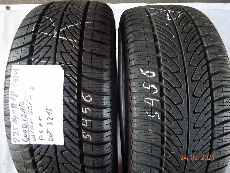 2x 225/40 R18 92V M+S Goodyear Ultra Grip 8 Gebraucht (K- S456) in Waldshut-Tiengen