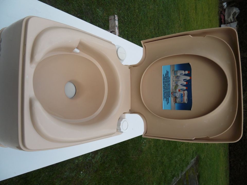 Thetford Porta Potti 165, tragbare Toilette in Lage