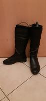 Winterstiefel Stiefel Högl gefüttert schwarz Gr 6 / 39 Hessen - Weimar (Lahn) Vorschau
