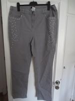 Trendy Stretch Jeans Hose grau PAOLA Steinchenverzierung neu 50 Bayern - Schwabach Vorschau