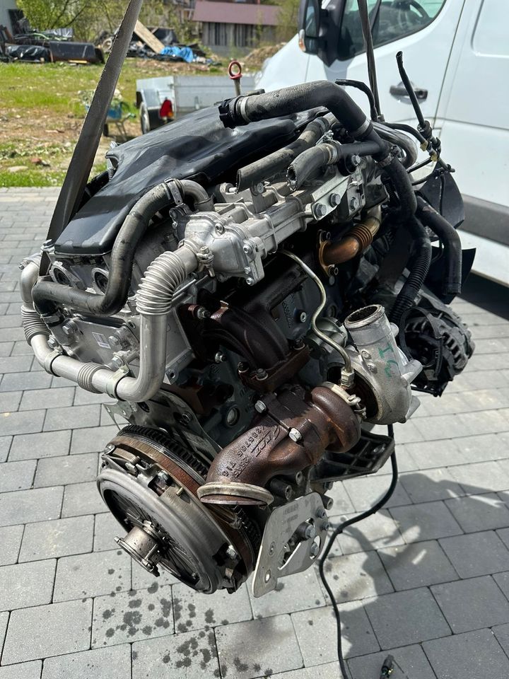 Motor Iveco Daily 3.0 HPI F1CFL411 EURO6 KOMPLETT in Berlin