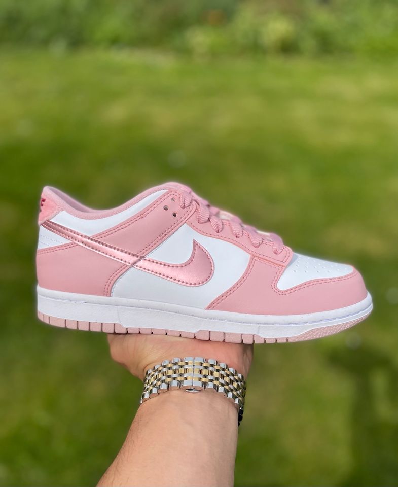 Nike Dunk Low Pink Velvet GS |36|36.5|37.5|38|38.5|39|40| in Sarstedt