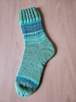 1 Paar gestrickte Strümpfe Gr. 42/43 Socken Wollsocken Niedersachsen - Remlingen Vorschau