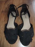 Schöne Esprit Sandalen Gr. 36 Gothic Gothik WGT Mera Luna Nordrhein-Westfalen - Moers Vorschau