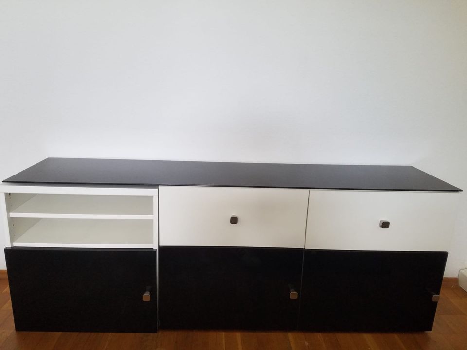 Ikea Sideboard Schwarz/Weiß in Wolbeck