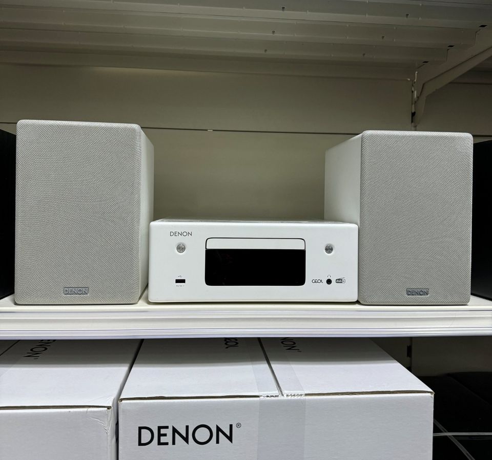 DENON CEOL N-11DAB weiss CD-Player in Weinstadt