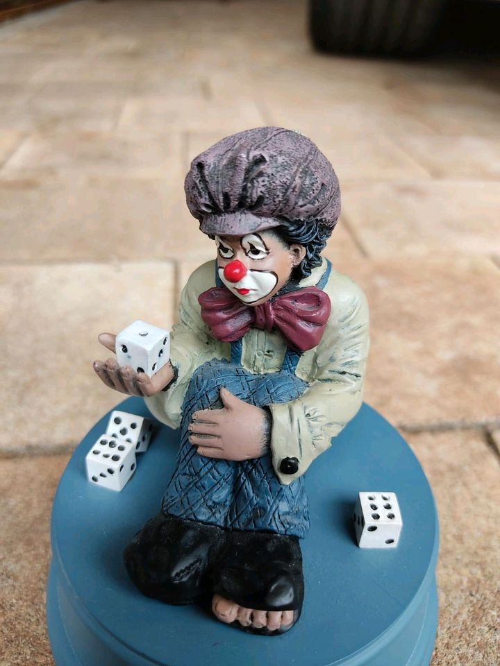 Gildeclown Spieluhr Drehfunktion Würfe Clown Figur Melodie in Regenstauf