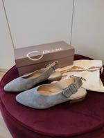 Slingpumps 38.5 weit Donna Carolina rauchblau blau wildleder Frankfurt am Main - Niederursel Vorschau