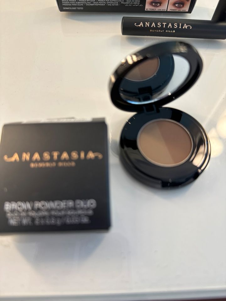 Anastasia brow primer und brow powder duo soft Brown neu Douglas in Mönchengladbach