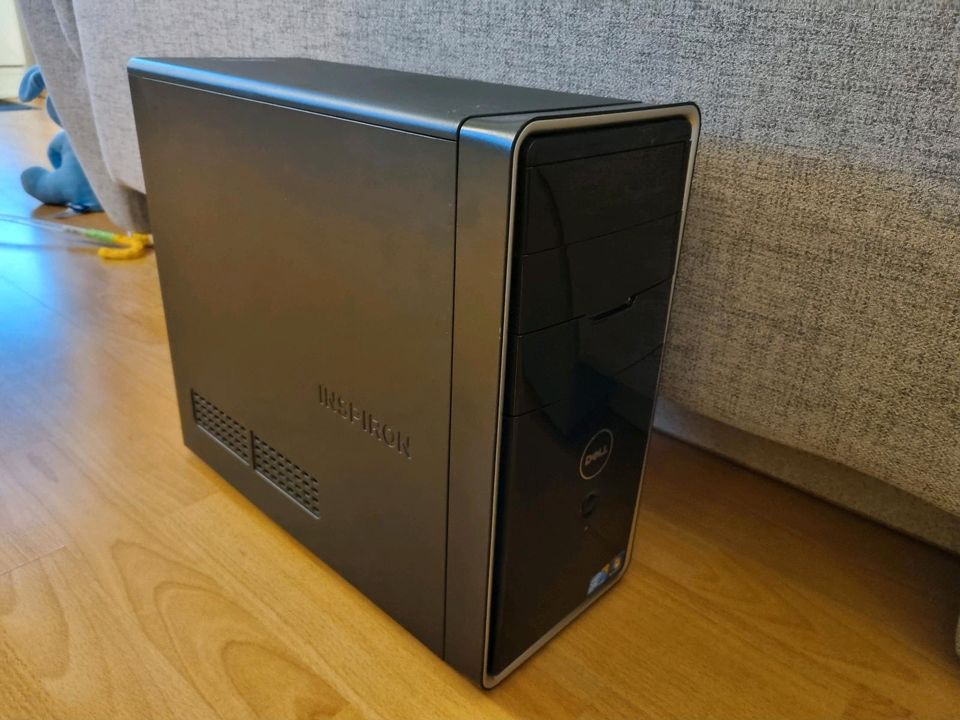 Dell Inspiron 560 PC (Core2Quad Q8300 2.5GHz, 4GB,  G-ForceG 310) in Schwerin