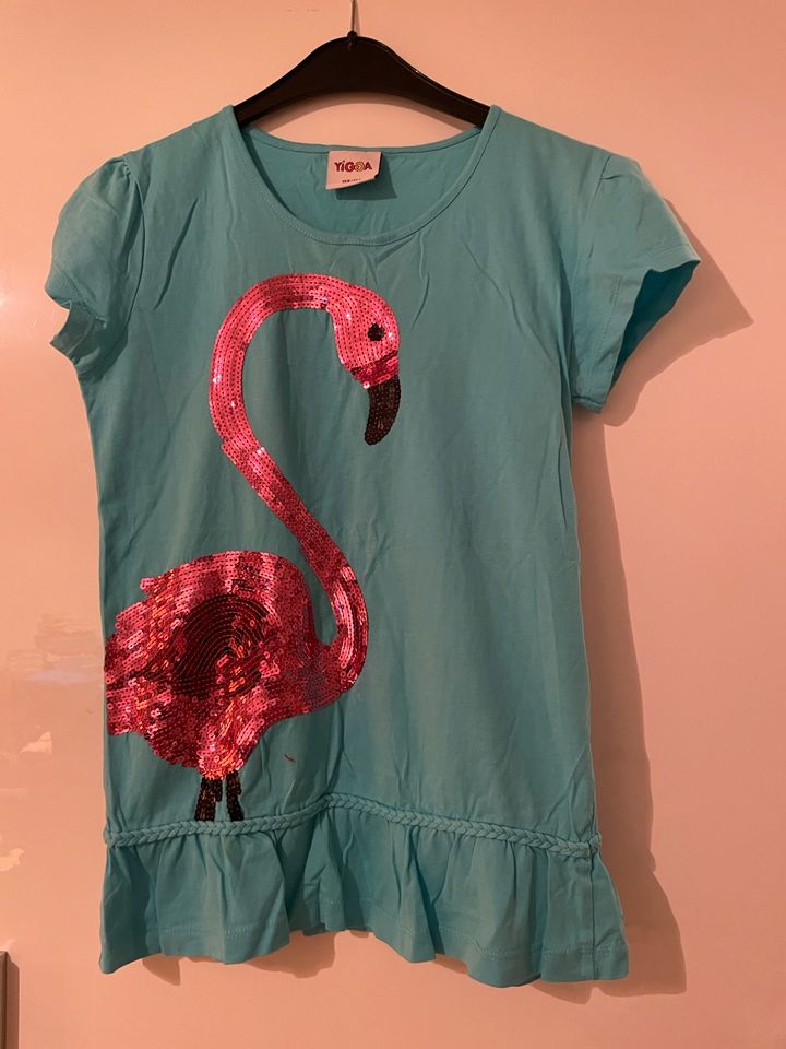 Shirt T-Shirt Oberteil Flamingo Pailletten 158 / 164 in Nordrhein-Westfalen  - Erkelenz | eBay Kleinanzeigen ist jetzt Kleinanzeigen