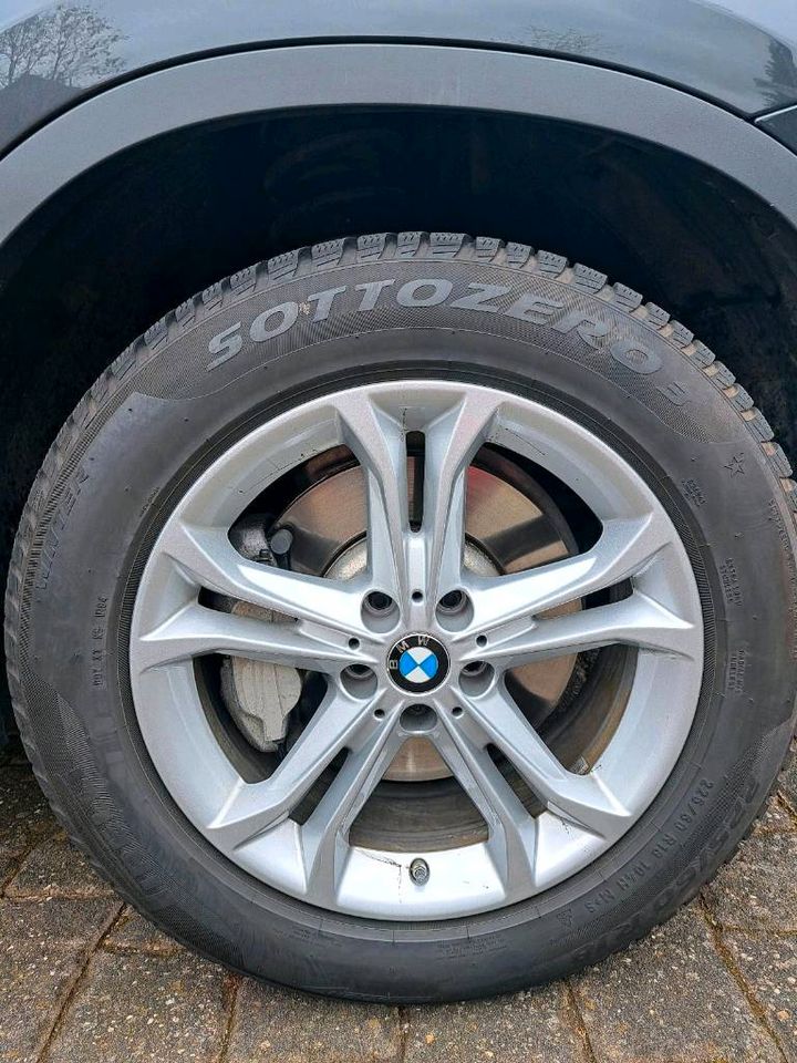 4 Winterreifen BMW X3  auf Alu Felgen Pirelli Sottozero 3 in Köln