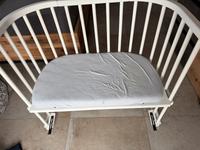 Kinderbett BabyBay Original inkl. Matratze und Nestchen höhenvers Bayern - Nußdorf am Inn Vorschau