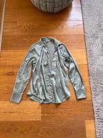 Bluse H&M Gr. M Schilf leicht glänzend Hessen - Maintal Vorschau