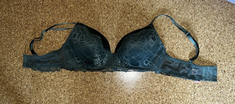 khakifarbener Spitzen Bügel BH, Gr. 80 D von hunkemöller in Schwarzenbach a d Saale