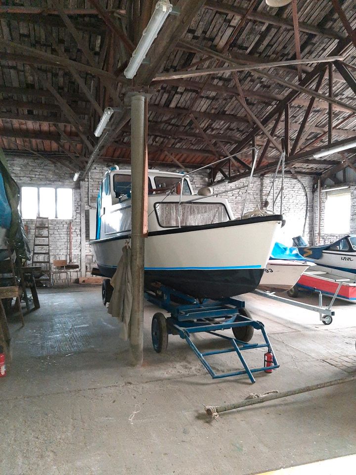 Verkaufe Motorboot in Möser