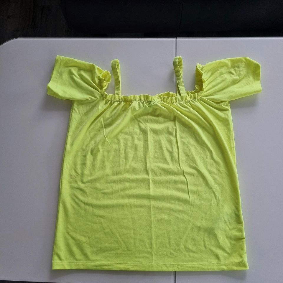 Tshirt/top,  neon gelb,  Größe 38 in Lübow