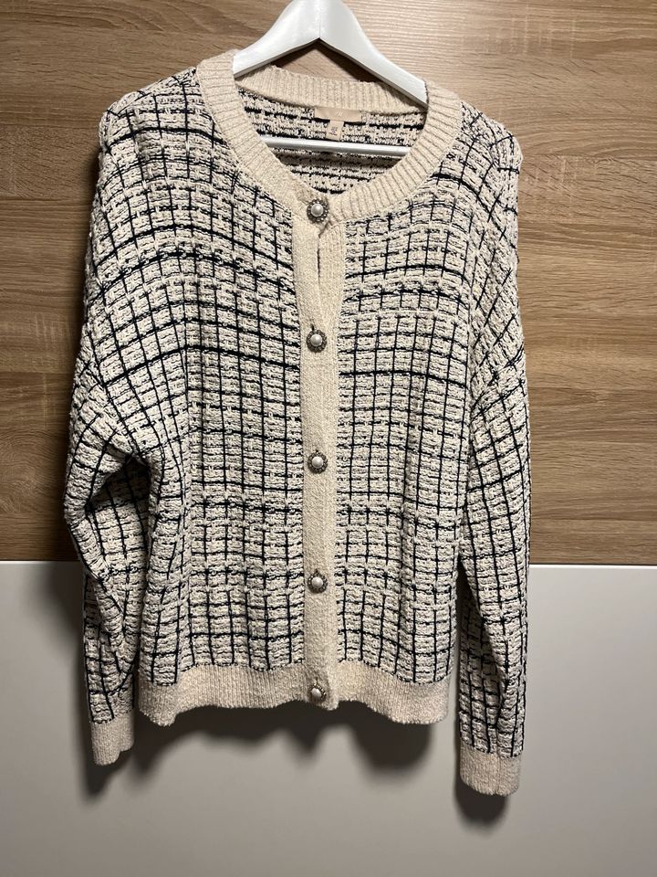 H&M Strick Weste Cardigan Gr. M in Ruhstorf an der Rott