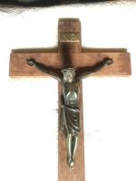 Antikes Wandkreuz INRI Messing auf Holz Kreuz TOP Nordrhein-Westfalen - Hennef (Sieg) Vorschau