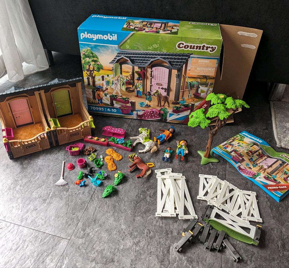 PLAYMOBIL Country 70995 Reitunterricht mit Pferdeboxen in Kalbach