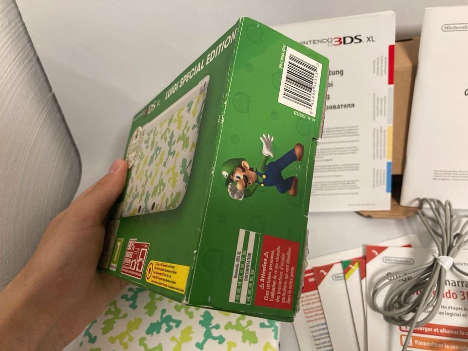 Nintendo 3ds XL Luigi Special Edition in Viersen